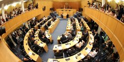 Кипрские депутаты взяли под контроль местную полицию и тюрьму