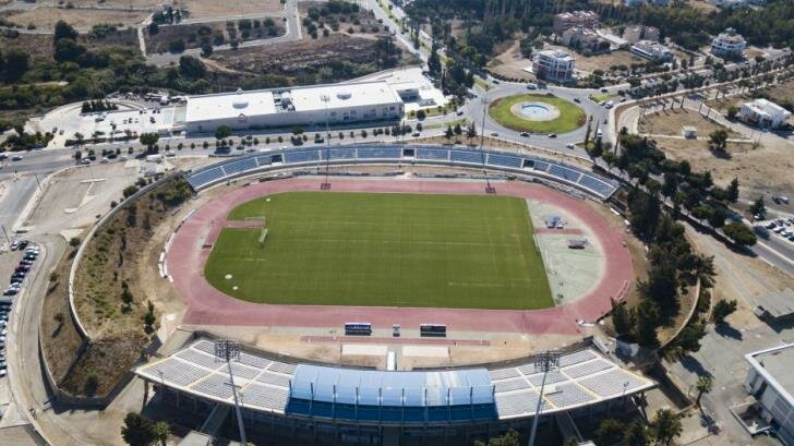 Российские инвесторы хотят купить футбольный стадион в Пафосе