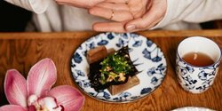 13 апреля в 19:30 — SHIBUI Asian Gourmet Club и UP FilmClub приглашают есть роллы и смотреть 