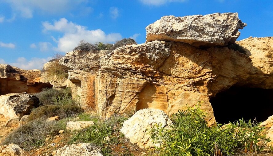 Удивительные красоты Кипра: пещера с интригующим названием