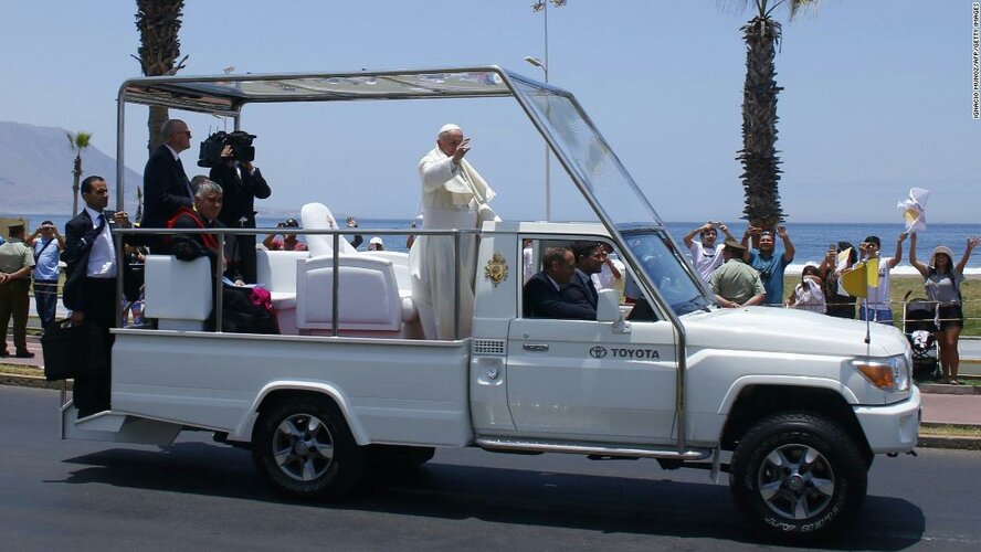 Во время своего визита на Кипр Папа Римский проведет мессу на главном стадионе Никосии