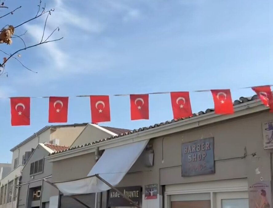 Скандал в Никосии: турецкие флаги на площади вызвали волнения
