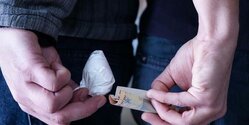 4 из 10 студентов утверждают, что на Кипре легко купить наркотики