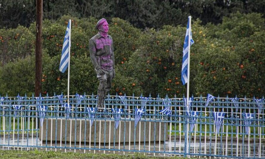 В Лимассоле прошел день памяти Гриваса Дигениса, а через три дня памятник залили краской!