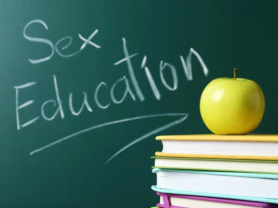 Школы Кипра готовятся ввести уроки полового воспитания