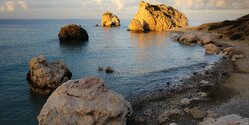 У камня ​Афродиты на Кипре пройдут живые концерты