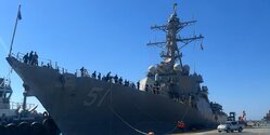 Ко Дню независимости США в Лимассол прибыл американский эсминец