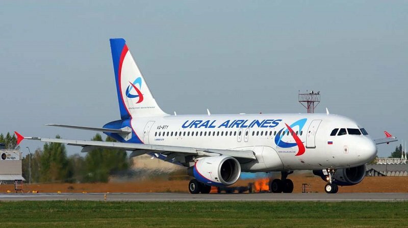 Пассажиры «Уральских авиалиний» не смогли вовремя покинуть Кипр