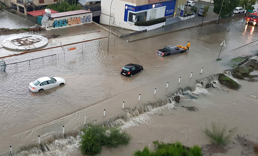 На Кипр обрушились сильные дожди