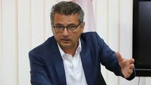 Лидер турко-киприотов осуждает решение Европарламента о возведении памятника пропавшим без вести Лидер турко-киприотов осуждает решение Европарламента о возведении памятника пропавшим без вести
