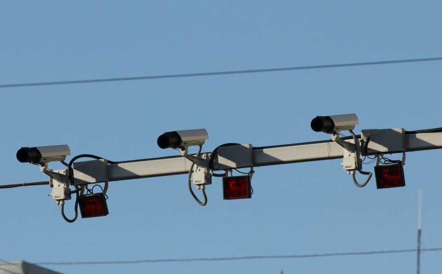 В Ларнаке заработали еще 18 фиксированных дорожных камер
