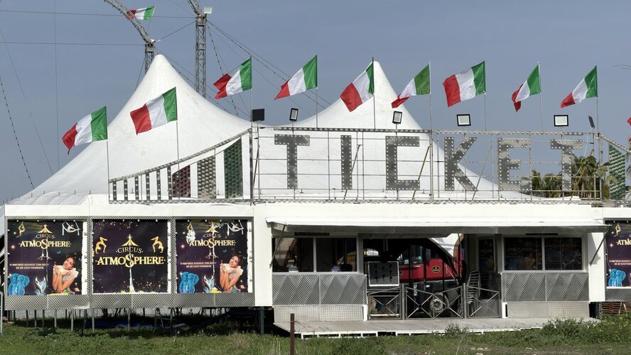 Итальянский цирк Atmosphere продлевает гастроли в Лимассоле