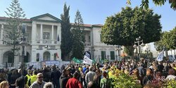Сразу в нескольких городах Кипра прошла всеобщая забастовка