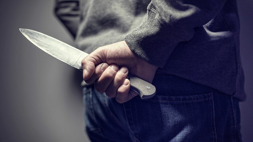 В Пафосе ножом зарезали 40-летнюю женщину В Пафосе ножом зарезали 40-летнюю женщину