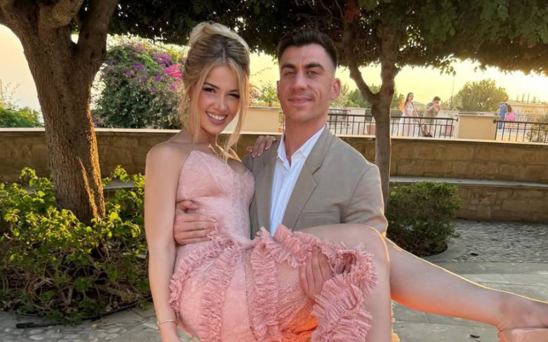 Невеста Фидиаса Панайоту беременна