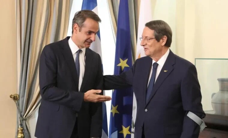 Премьер-министр Греции Кириакос Мицотакис прибыл с официальным визитом на Кипр