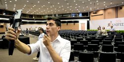 Мошенники распространяют в фейсбуке сообщение от Фидиаса Панайоту