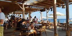 Пафос вошел в пятерку лучших направлений для отдыха у британских туристов