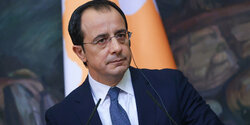 Новый президент Кипра заявил, что не собирается поставлять оружие Украине