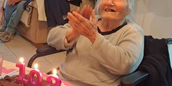 Жительница Ларнаки отпраздновала свой 102 день рождения