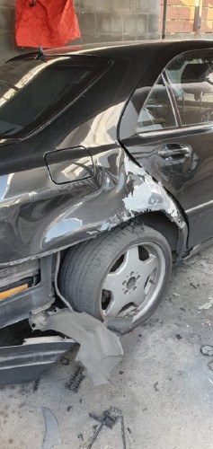 На Кипре взорвали машину 53-летнего президента футбольного клуба "Арис": фото 2