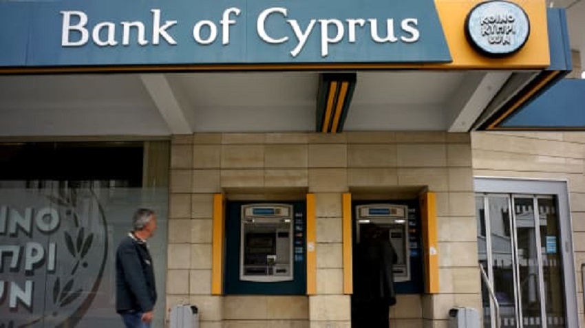 Наконец-то Парламент возмутился поборами кипрских банков: фото 2