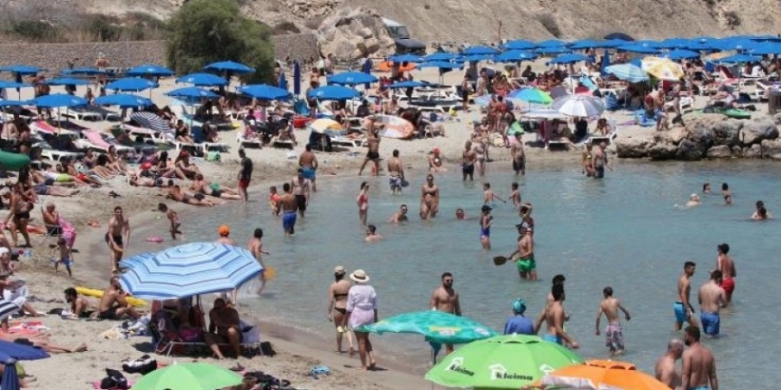 На Кипре отмечен спад потока туристов: фото 2