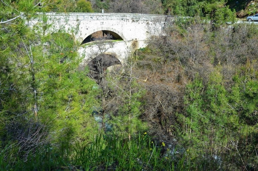 Диплогефиро (двойной мост) в Тримиклини: фото 39