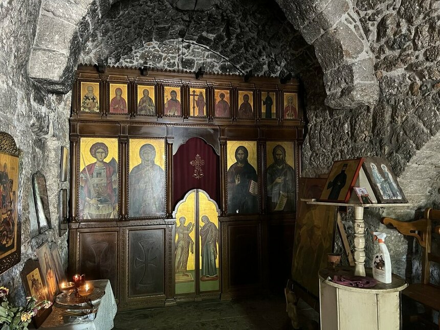 Каменная часовня на берегу Лиопетри: древнее святилище святого Георгия: фото 8 Каменная часовня на берегу Лиопетри: древнее святилище святого Георгия: фото 8