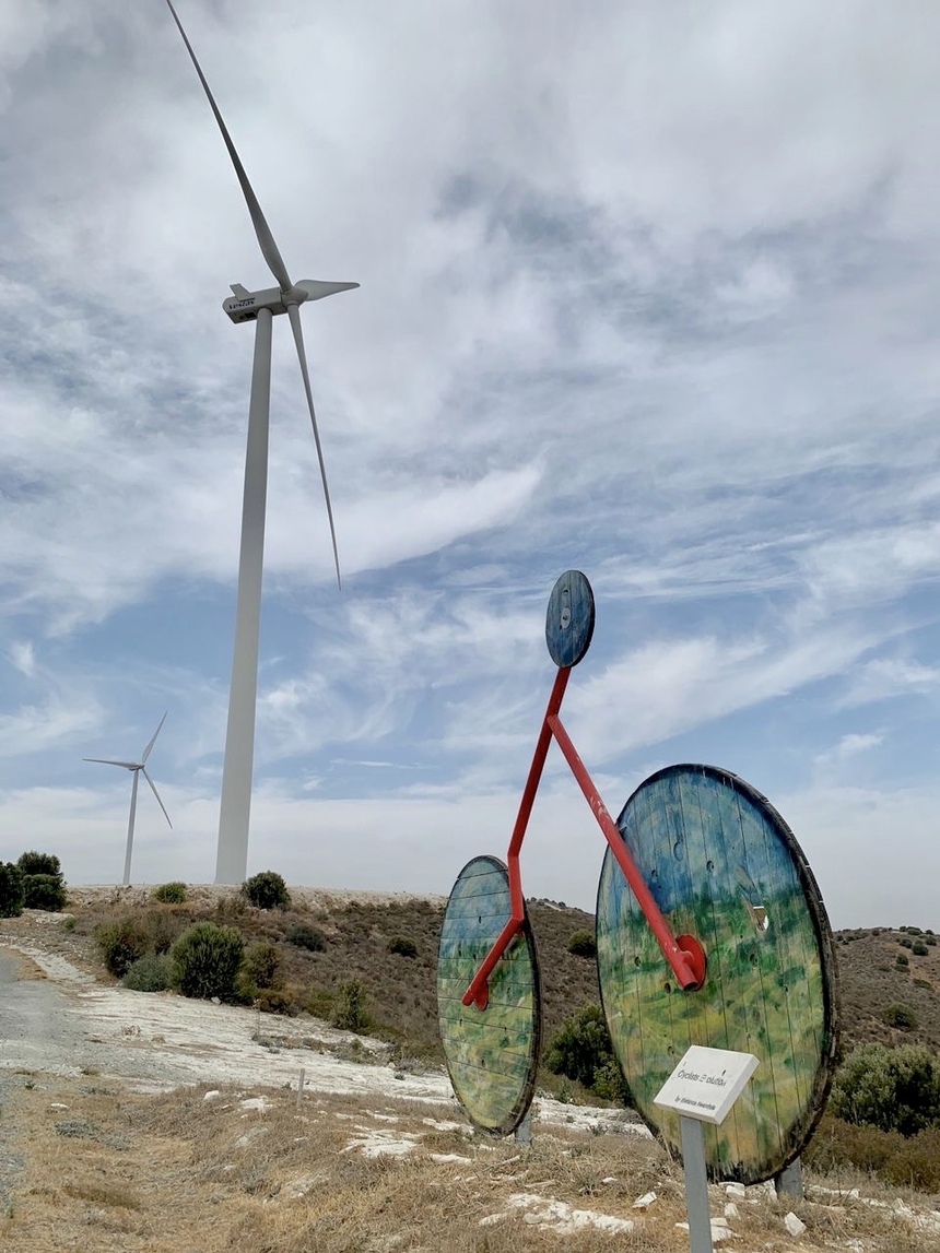 Самые необычные и красивые ветряные мельницы Кипра: фото 4