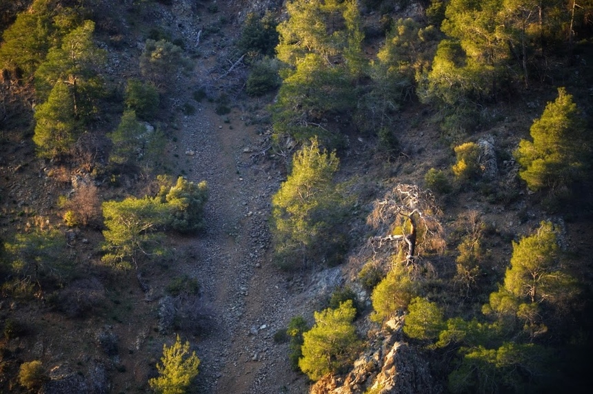 Живописная весенняя прогулка по Аспрогии-Каннавиу: фото 21