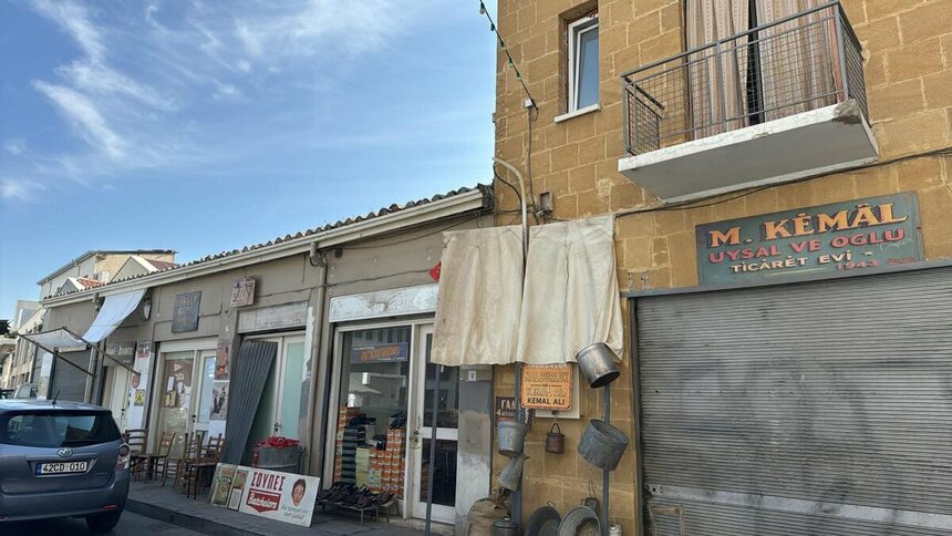 Скандал в Никосии: турецкие флаги на площади вызвали волнения: фото 3