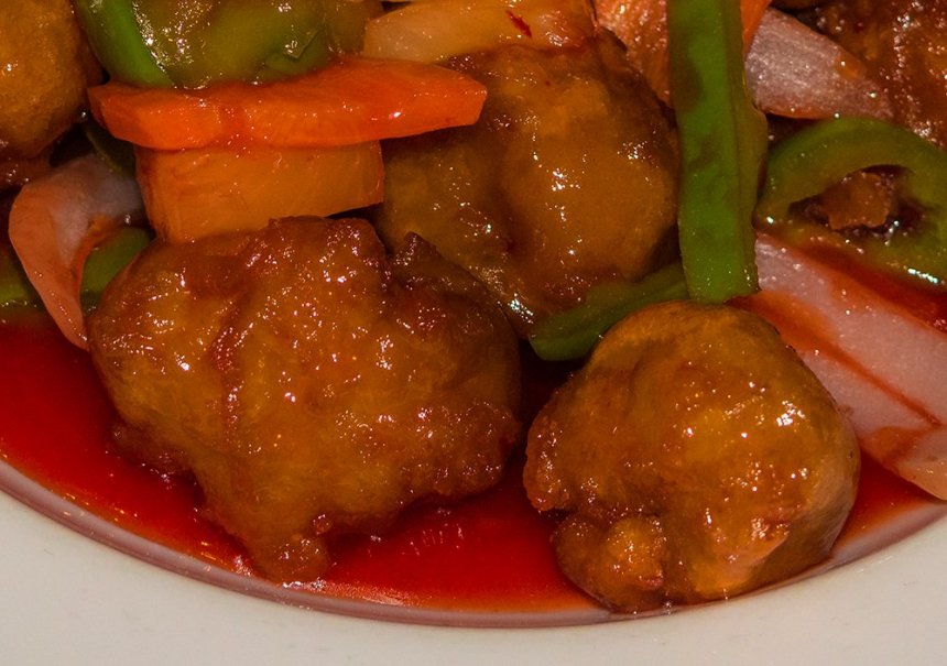 Аппетитная курица в ароматном кисло-сладком соусе — вкусное блюдо китайской кухни на Кипре!: фото 5