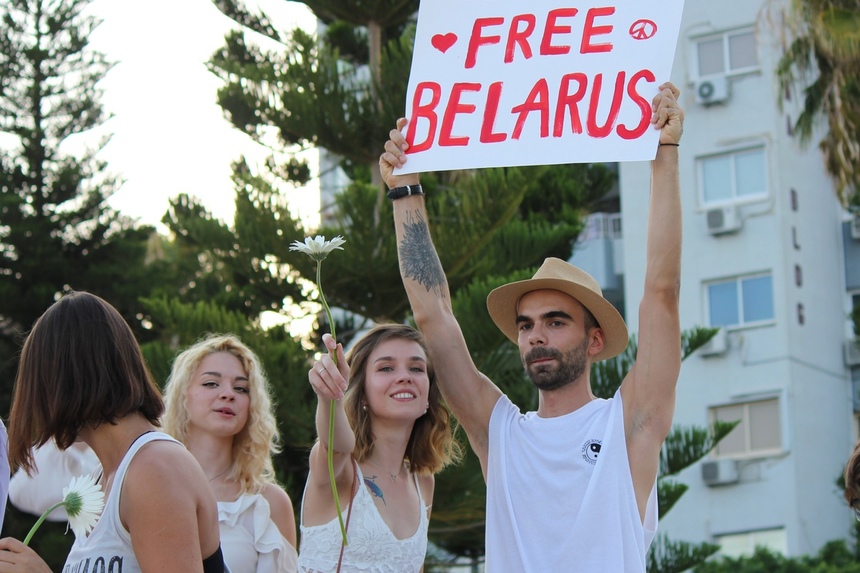На Кипре прошли акции солидарности с жителями Беларуси: фото 16