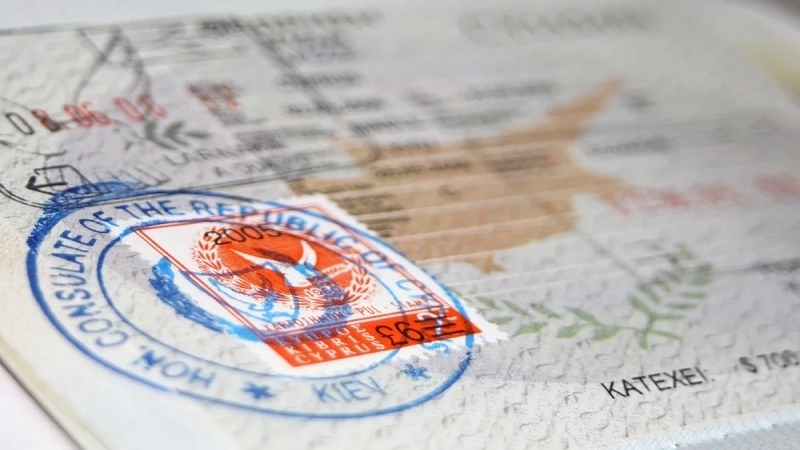 Вслед за «золотыми паспортами» власти Кипра пересмотрят «золотые визы» : фото 2