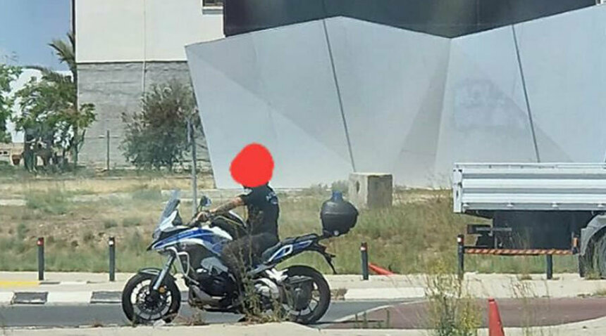 Спецотряд полиции Кипра по борьбе с нарушителями ПДД сам нарушает правила: фото 2