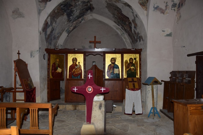 История и легенда монастыря Святого Креста в кипрской деревушке Аногира : фото 12