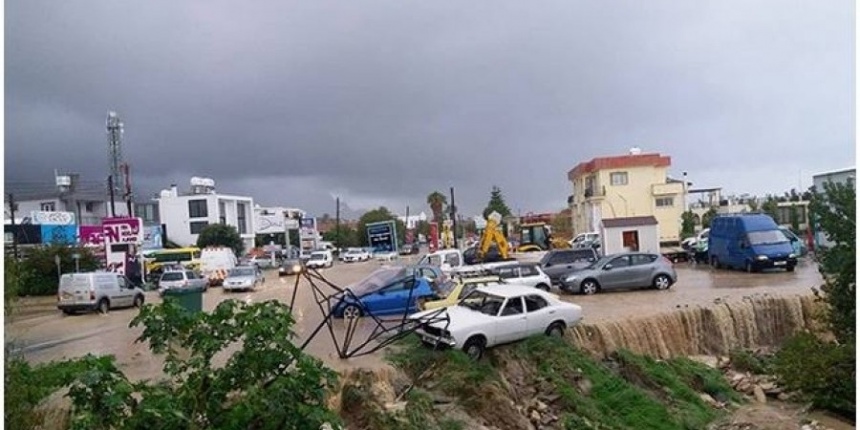 Жителям северного Кипра после наводнения угрожают инфекционные болезни: фото 3