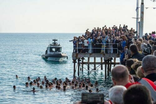 На Кипре с большим размахом отметили Крещение: фото 5
