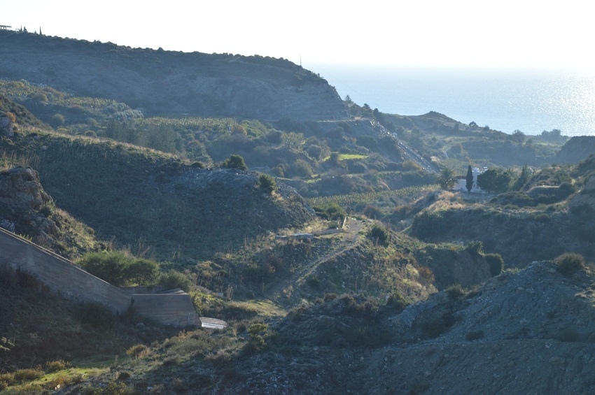На Кипре переполнилось водохранилище Мавроколомбос : фото 14