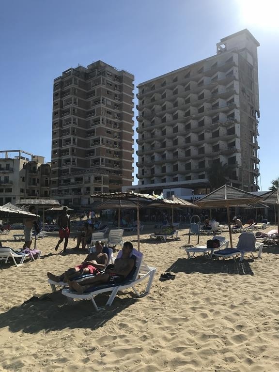 46 свежих фотографий запретного кипрского курорта: фото 6