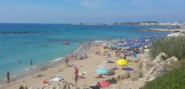 Туристы не торопятся на Кипр: отели сбрасывают цены: фото 2