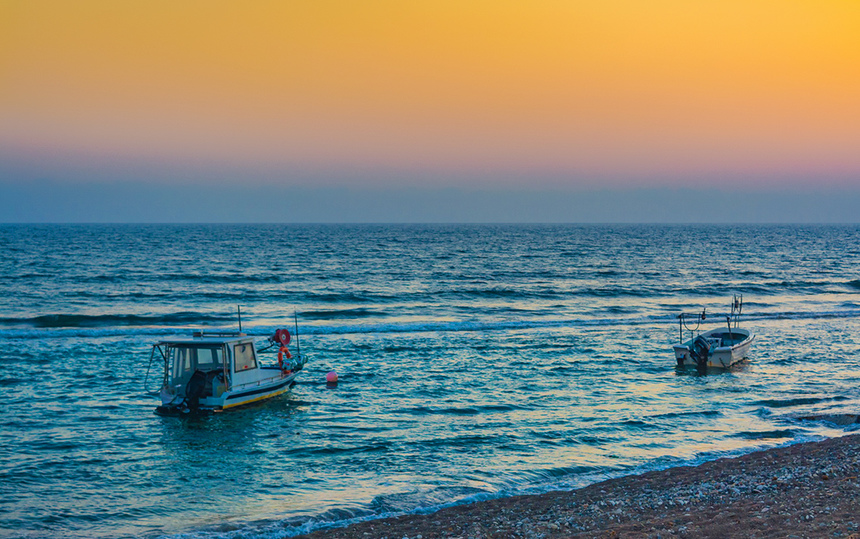 Удивительно красивый пляж в кипрской деревушке Мандрия: фото 10