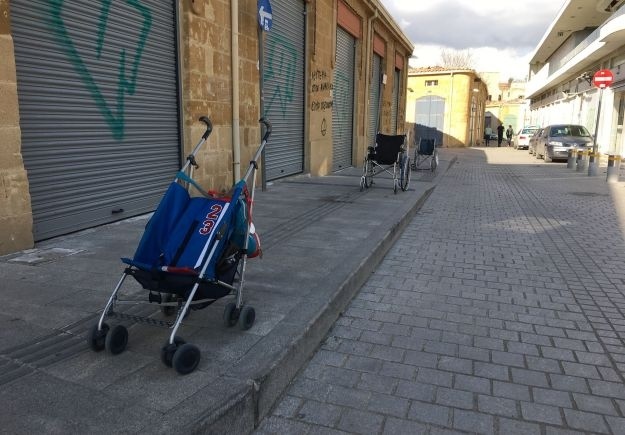 В столице Кипра взбунтовались инвалидные коляски (Фото): фото 2