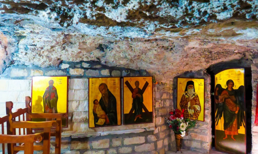 Панагия Хрисоспилиотисса - древние катакомбы и уникальный пещерный храм : фото 23