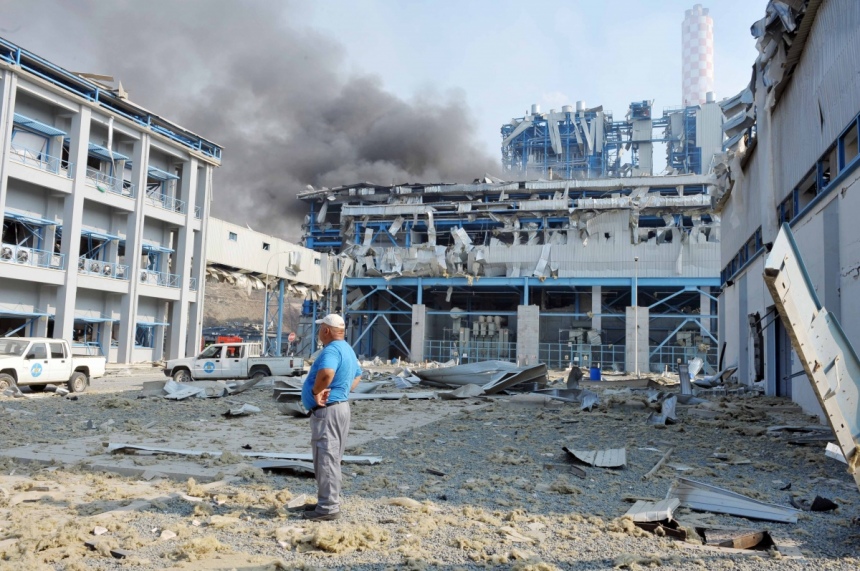 Сокрушительный взрыв на военно-морской базе Кипра «Эвангелос Флоракис» 11 июля 2011 года: фото 21