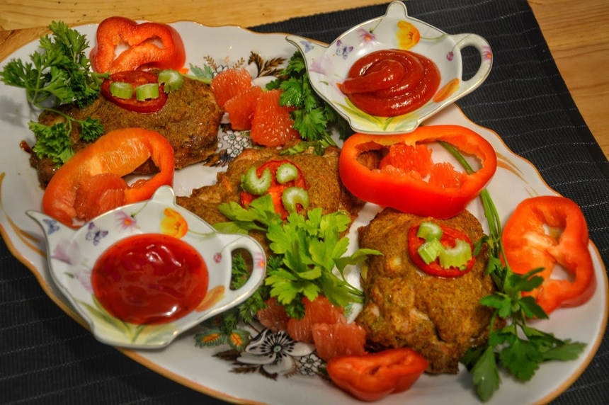 Полезная кухня Кипра. Нежная запеченная куриная грудка в маринаде из сочной кипрской хурмы: фото 24