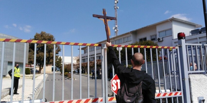 На Кипре прошла акция изгнание дьявола: фото 2