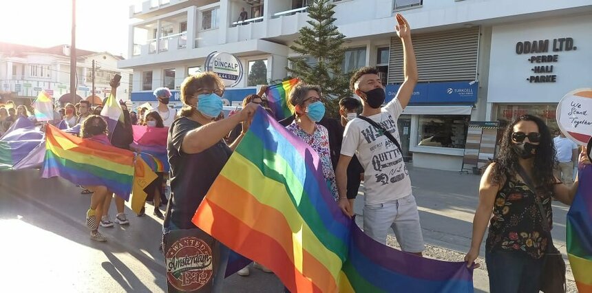 В северной части Никосии прошел ЛГБТ-парад: фото 7