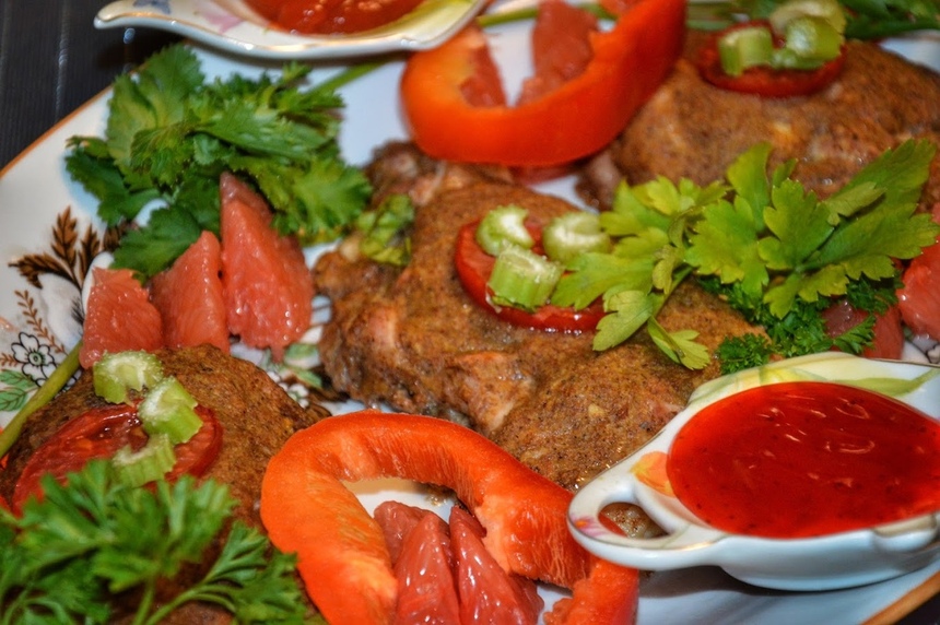 Полезная кухня Кипра. Нежная запеченная куриная грудка в маринаде из сочной кипрской хурмы: фото 6